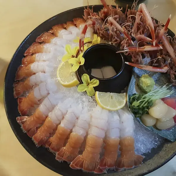 Doğa ve şehir manzarası 