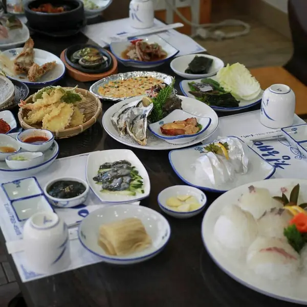 Doğa ve şehir manzarası 