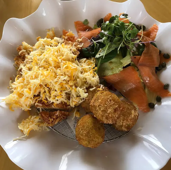 Doğa ve şehir manzarası 