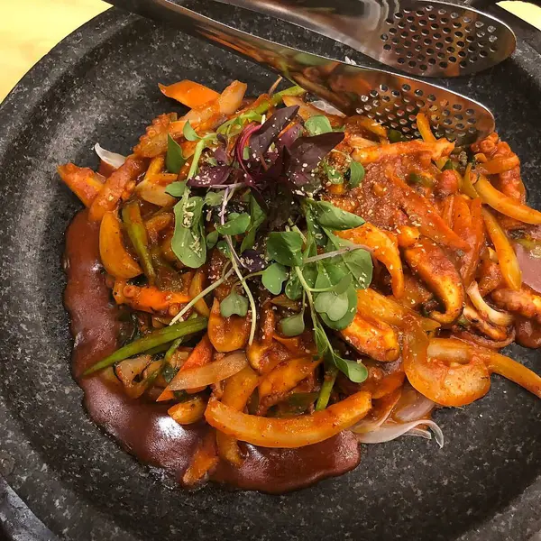 Doğa ve şehir manzarası 