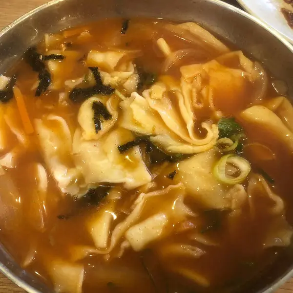 Doğa ve şehir manzarası 