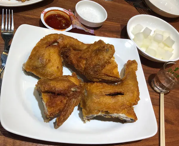 Doğa ve şehir manzarası 