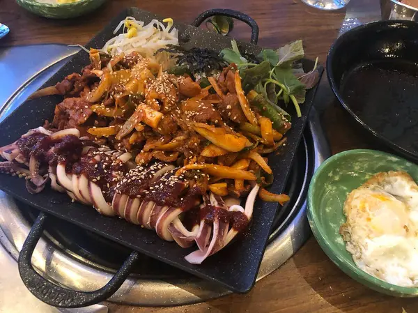 Doğa ve şehir manzarası 