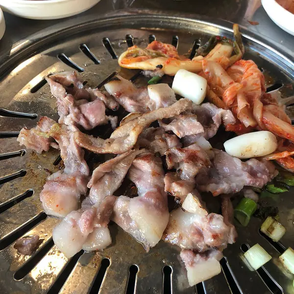 Doğa ve şehir manzarası 