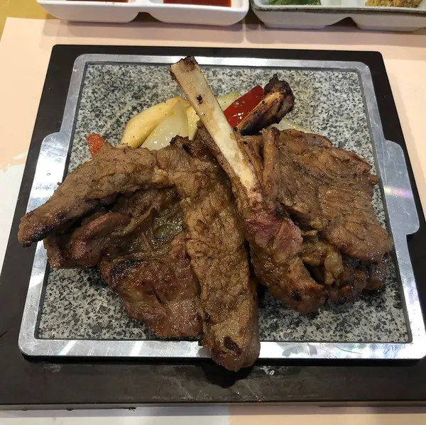 Doğa ve şehir manzarası 