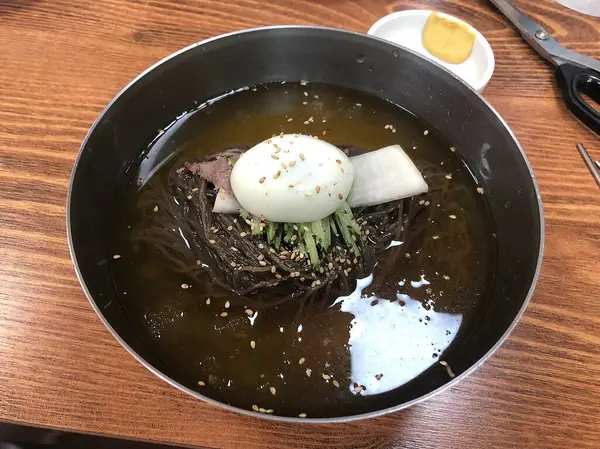 Doğa ve şehir manzarası 