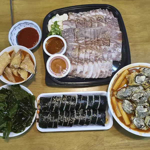 Doğa ve şehir manzarası 