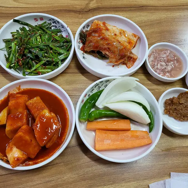 Doğa ve şehir manzarası 