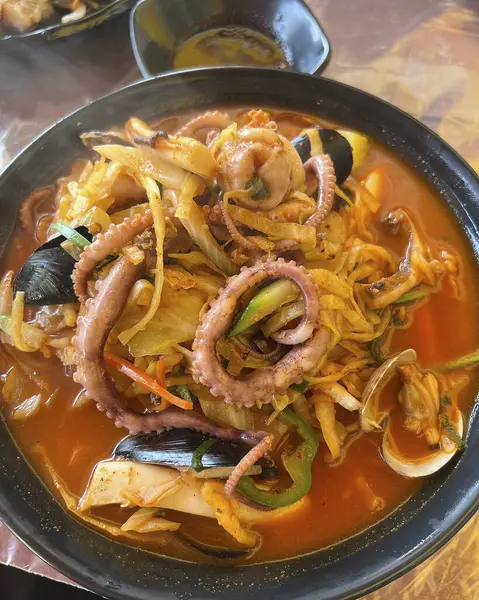 Doğa ve şehir manzarası 