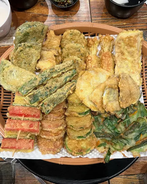 Doğa ve şehir manzarası 