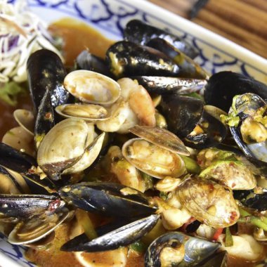 Doğa ve şehir manzarası 