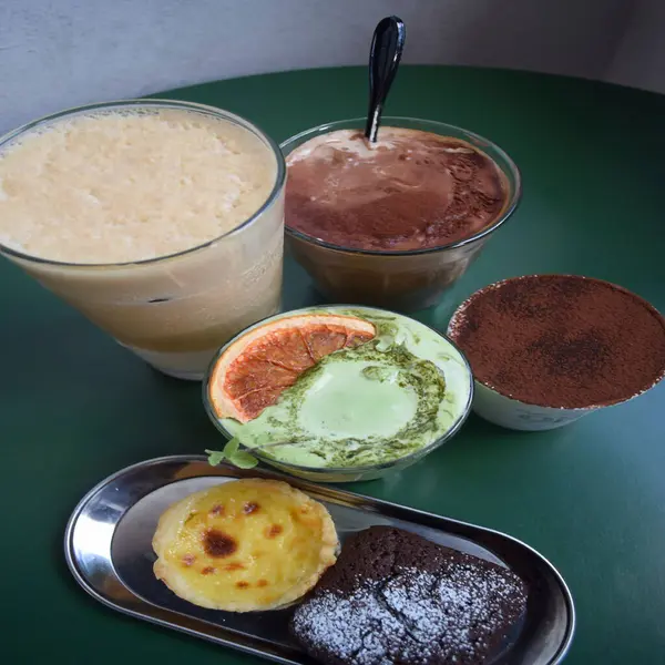 Doğa ve şehir manzarası 