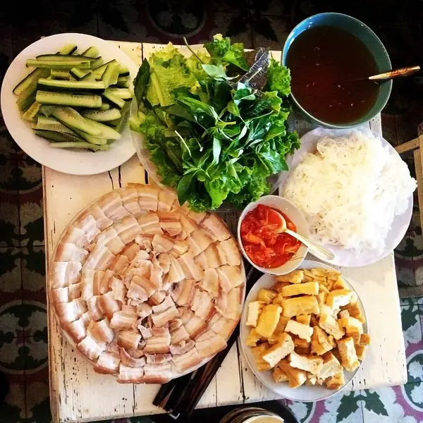 Doğa ve şehir manzarası 