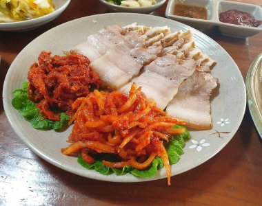 Doğa ve şehir manzarası 