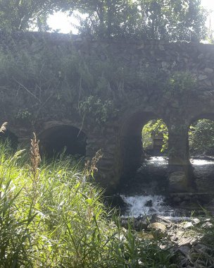 Doğa ve şehir manzarası 