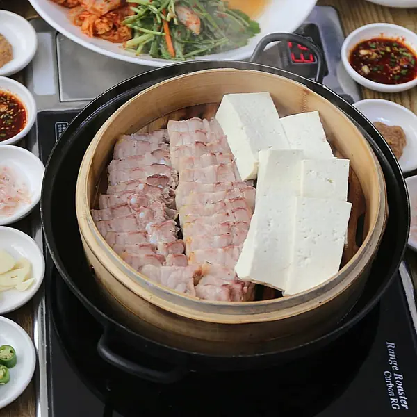 Doğa ve şehir manzarası 