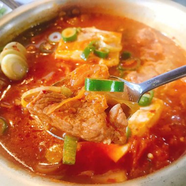 Doğa ve şehir manzarası 