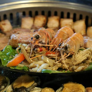 Doğa ve şehir manzarası 