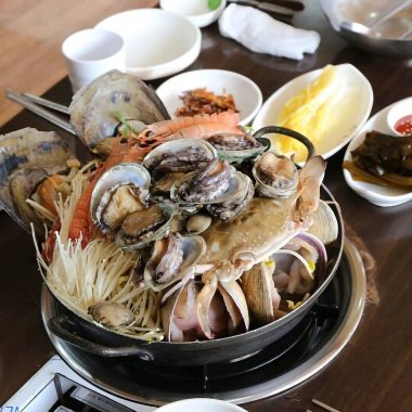 Doğa ve şehir manzarası 