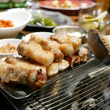 Doğa ve şehir manzarası 