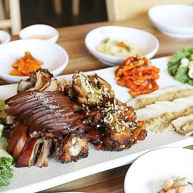 Doğa ve şehir manzarası 