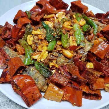 Doğa ve şehir manzarası 