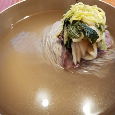 Doğa ve şehir manzarası 