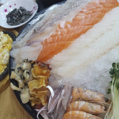 Doğa ve şehir manzarası 