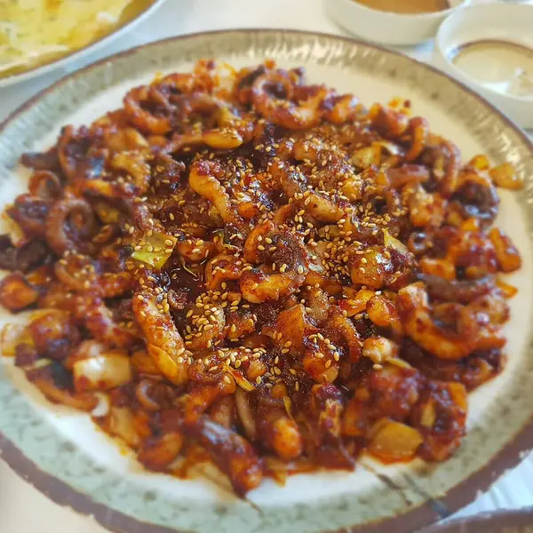 Doğa ve şehir manzarası 