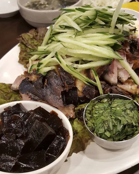 Doğa ve şehir manzarası 