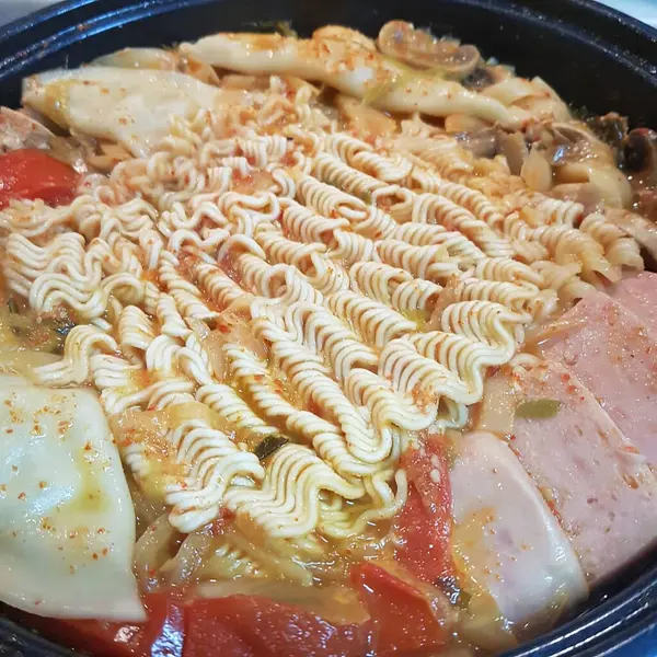 Doğa ve şehir manzarası 