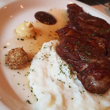 Doğa ve şehir manzarası 