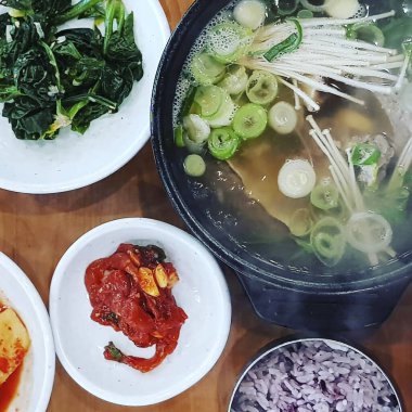 Doğa ve şehir manzarası 