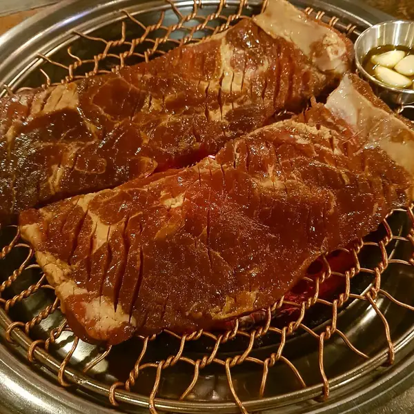 Doğa ve şehir manzarası 