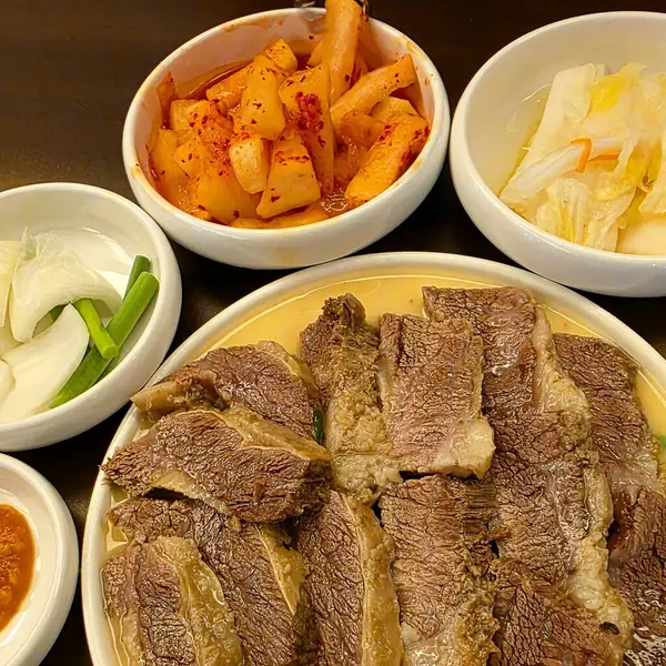 Doğa ve şehir manzarası 