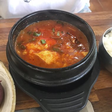 Doğa ve şehir manzarası 