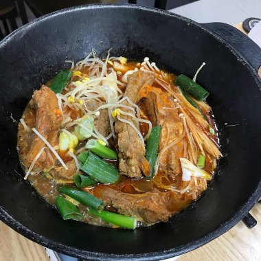 Doğa ve şehir manzarası 