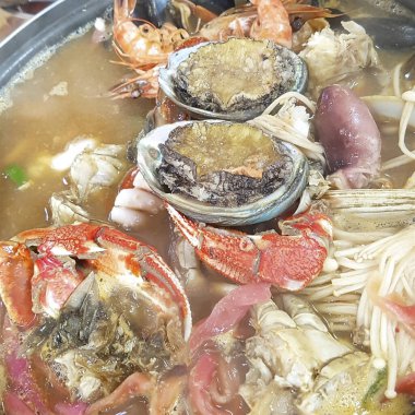 Doğa ve şehir manzarası 