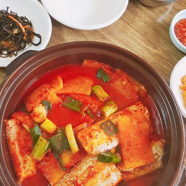 Doğa ve şehir manzarası 