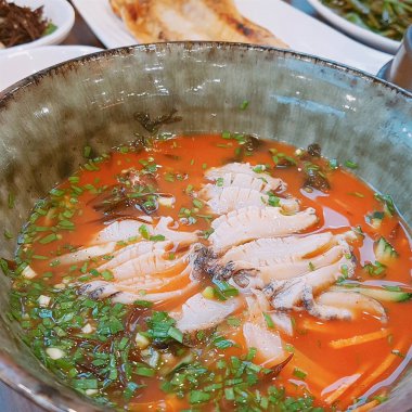 Doğa ve şehir manzarası 