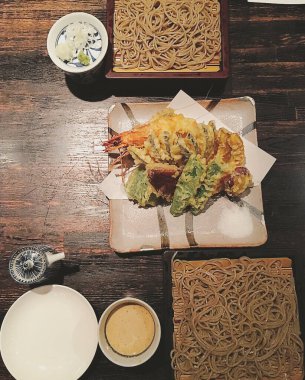 Doğa ve şehir manzarası 