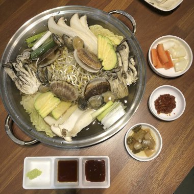 Doğa ve şehir manzarası 