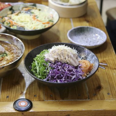 Doğa ve şehir manzarası 