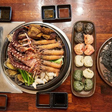 Doğa ve şehir manzarası 