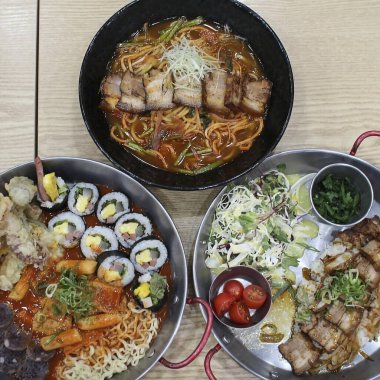 Doğa ve şehir manzarası 