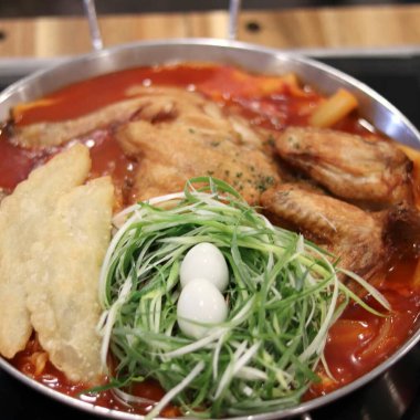 Doğa ve şehir manzarası 