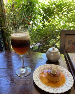 Doğa ve şehir manzarası 