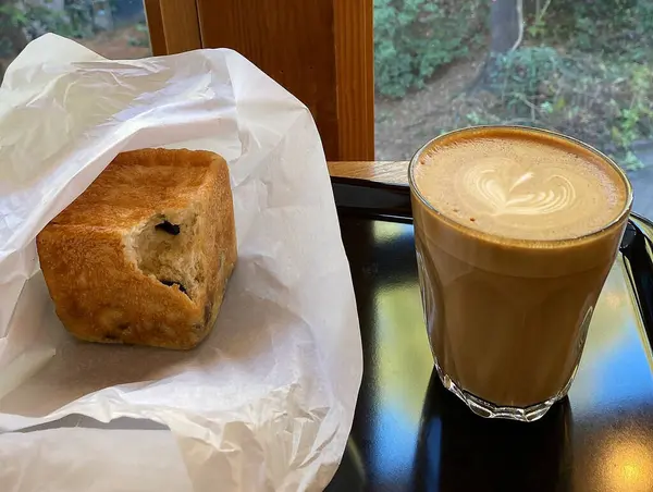 Doğa ve şehir manzarası 