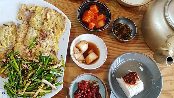 Doğa ve şehir manzarası 