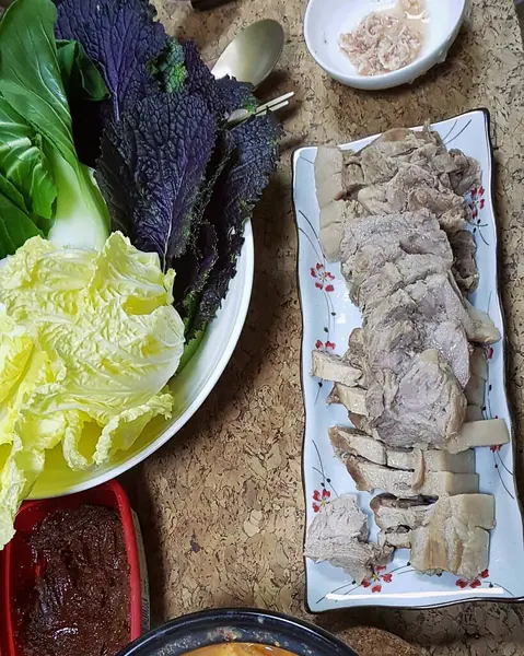 Doğa ve şehir manzarası 